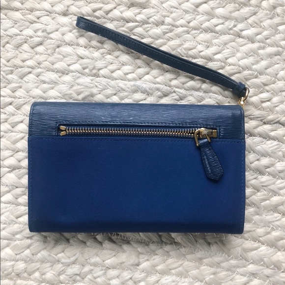 SOLD✨✨Prada tessuto saffiano leather wallet - Picture 3 of 4